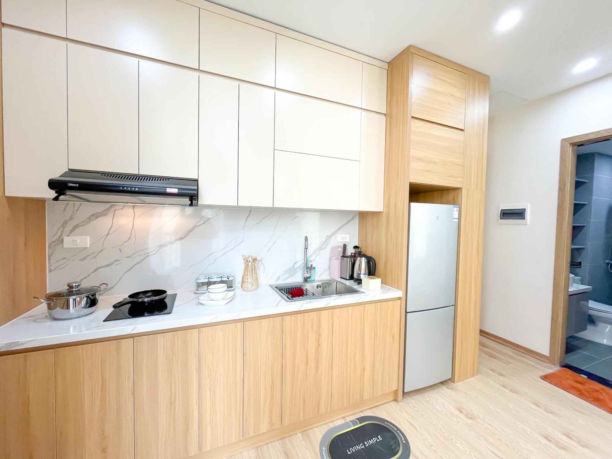 Amazing Housing Lac Long Quan Hanoi Bagian luar foto