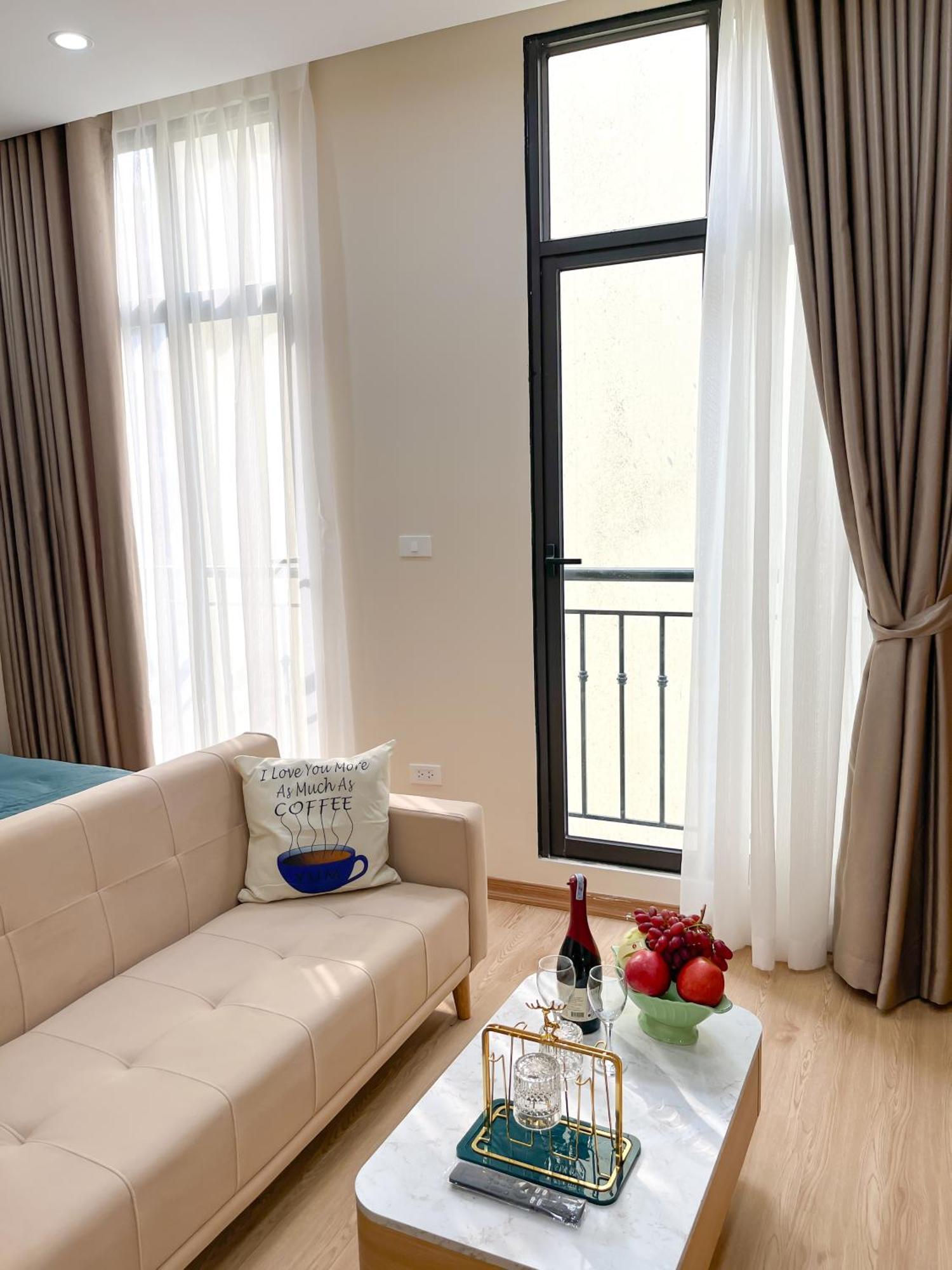 Amazing Housing Lac Long Quan Hanoi Bagian luar foto