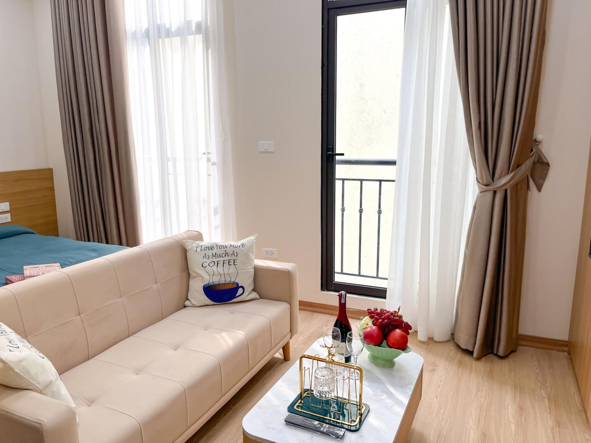 Amazing Housing Lac Long Quan Hanoi Bagian luar foto