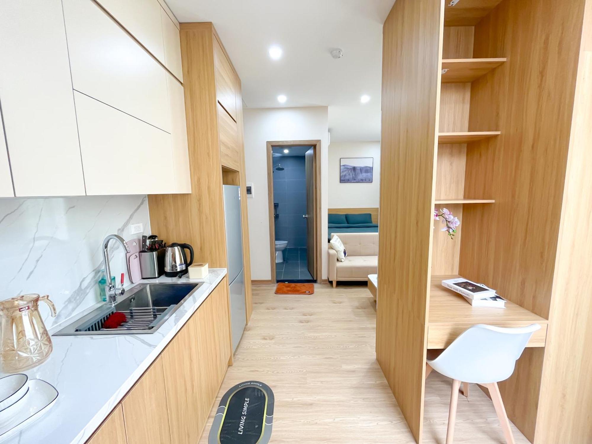 Amazing Housing Lac Long Quan Hanoi Bagian luar foto